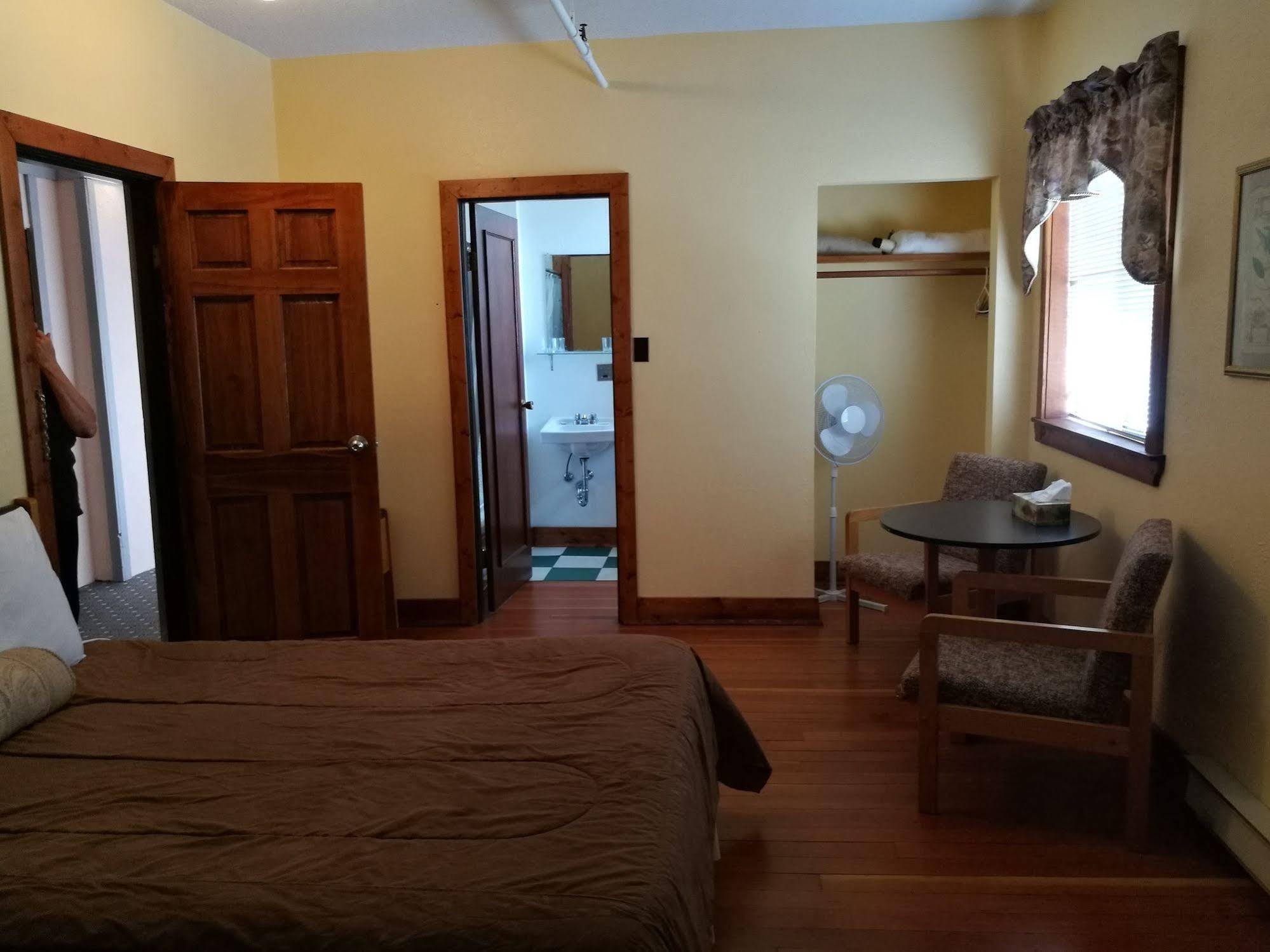 Rodmay Hotel Powell River Εξωτερικό φωτογραφία